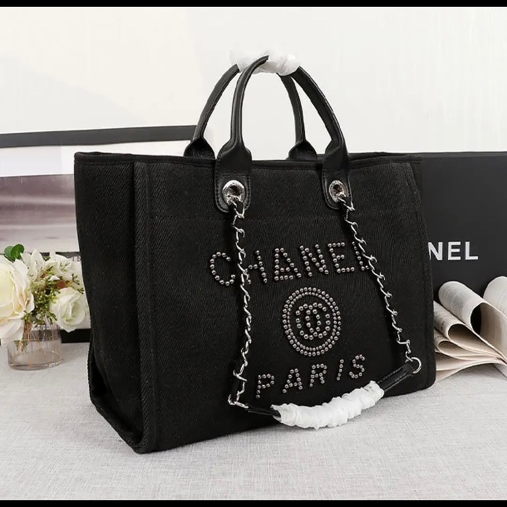 Black fashion tote